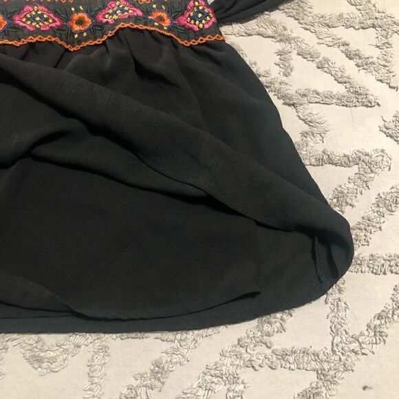 PAPER Crane off the shoulder crop top size S/M - Picture 6 of 12